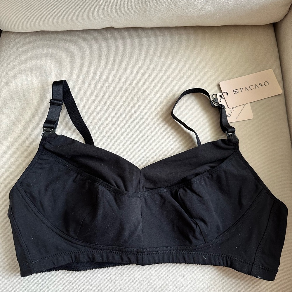 Brand New Handsfree Pumping & Nursing Bra